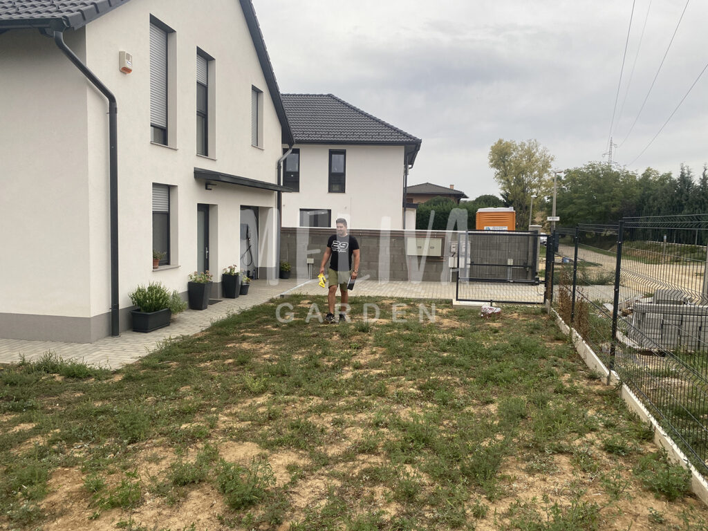 Füvesítés előtti állapot, kiégett fű - Meliva Garden