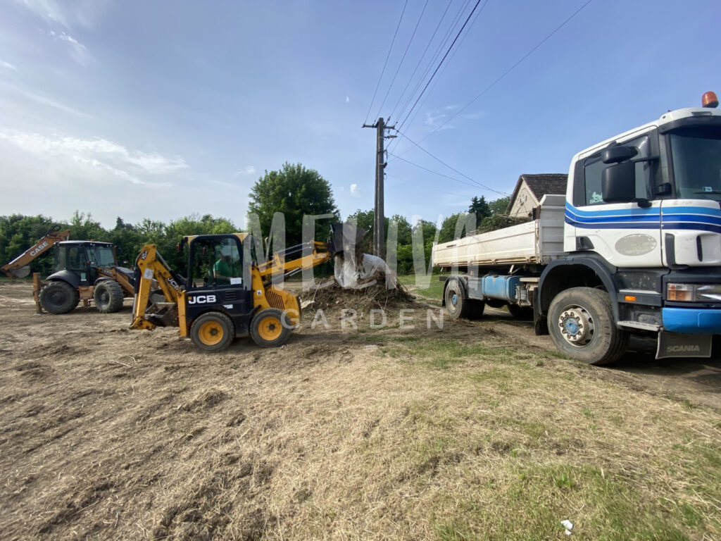 Markolós, markoló rendelés, terepmunka, tereprendezés, bontás, dömper, teherautó, Meliva Garden, Budapest, Pest megye